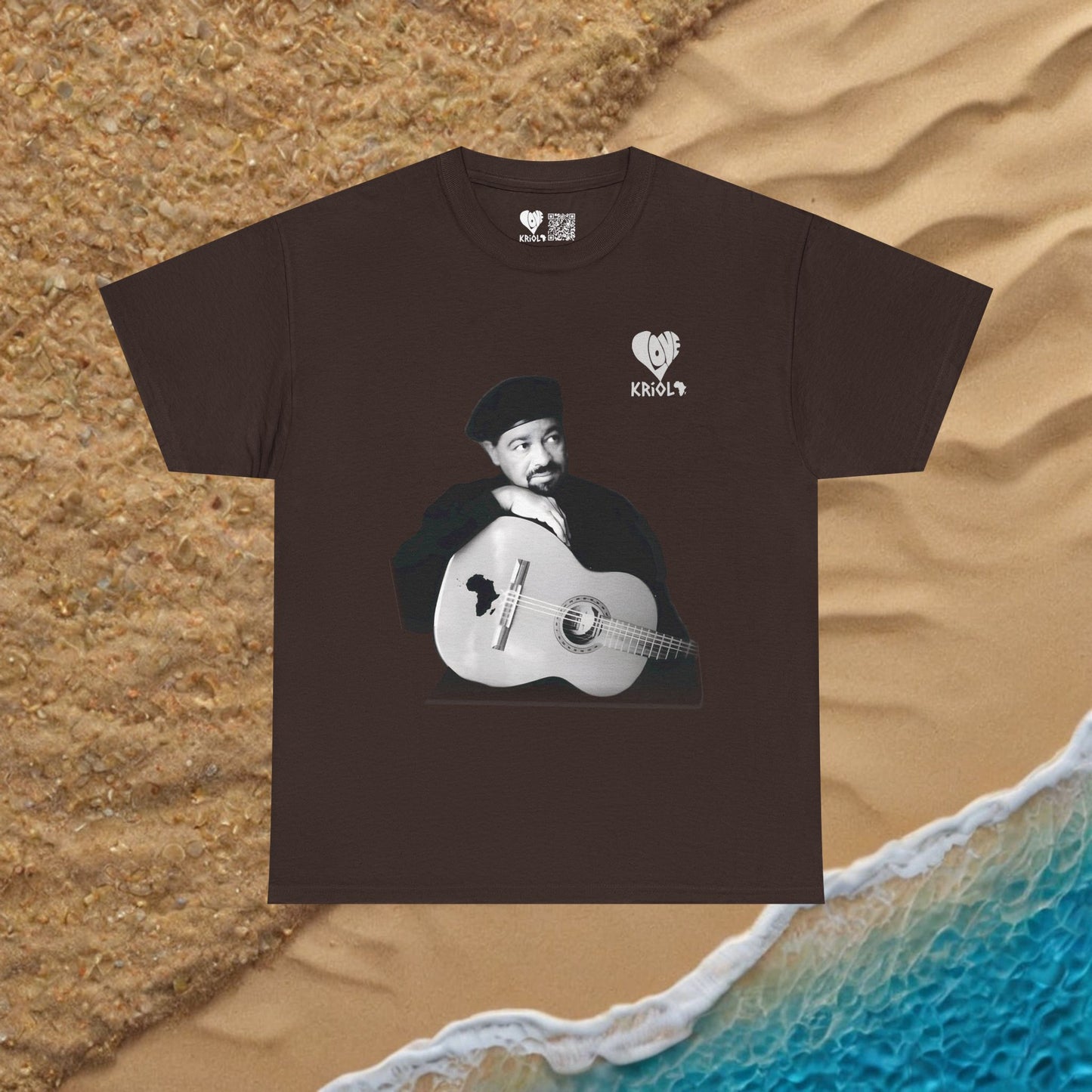 Ildo Lobo T-shirt with Kriolo Pano di Terra Back