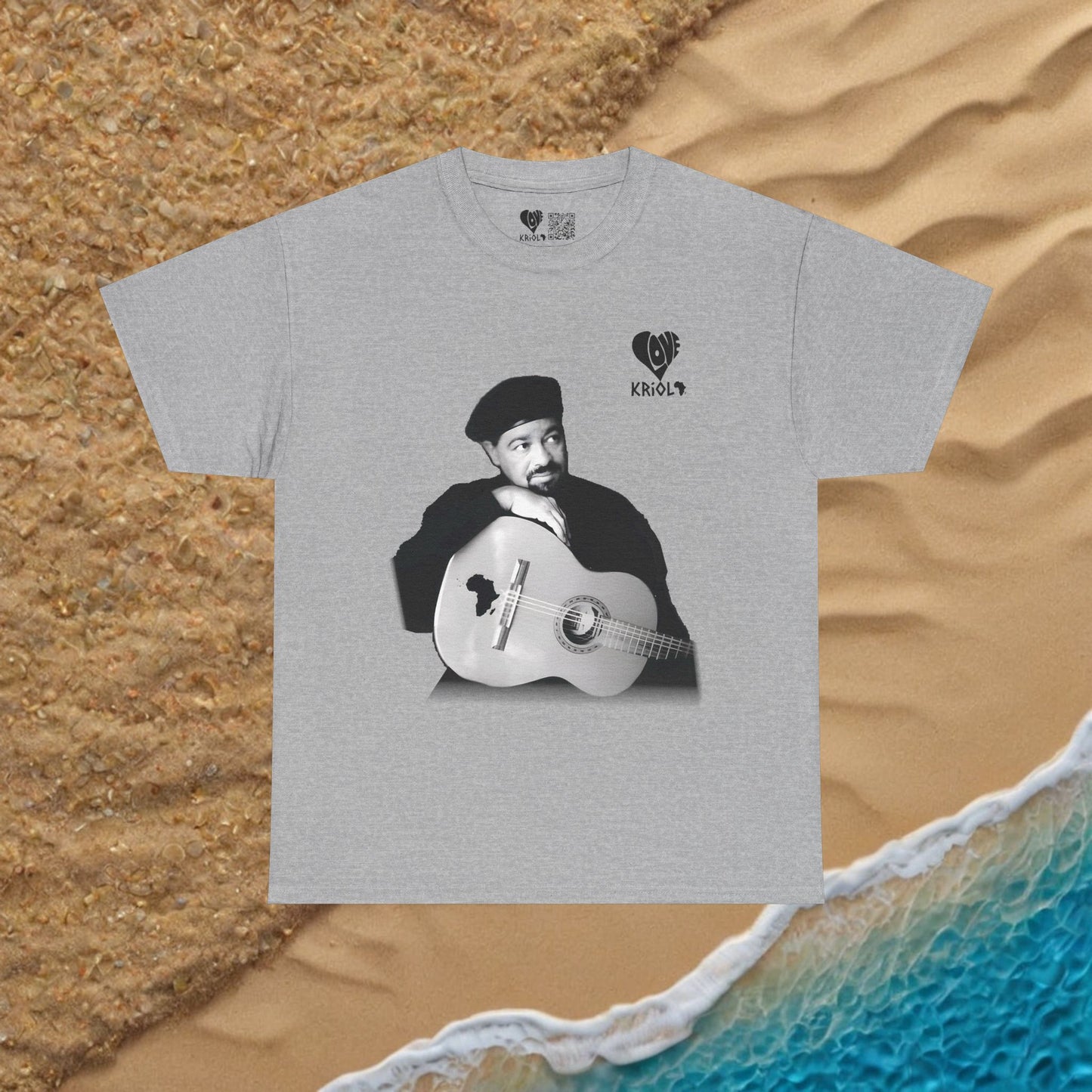 Ildo Lobo T-shirt with Kriolo Pano di Terra Back