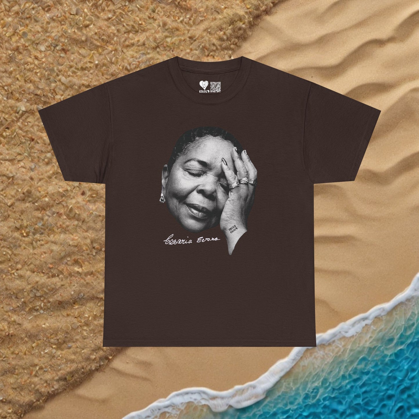 Vintage Cesaria Evora B&W signature simple T-shirt