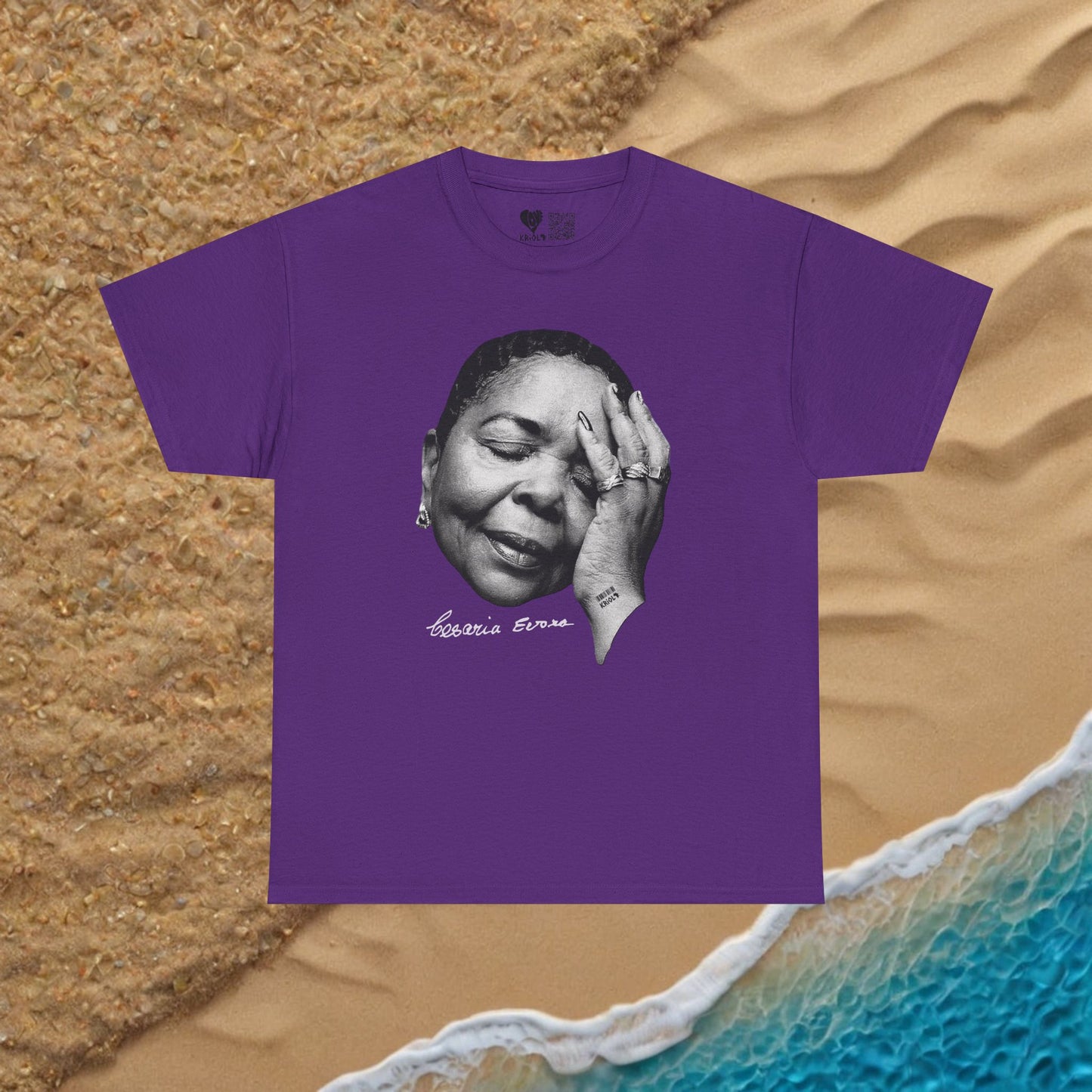 Vintage Cesaria Evora B&W signature simple T-shirt