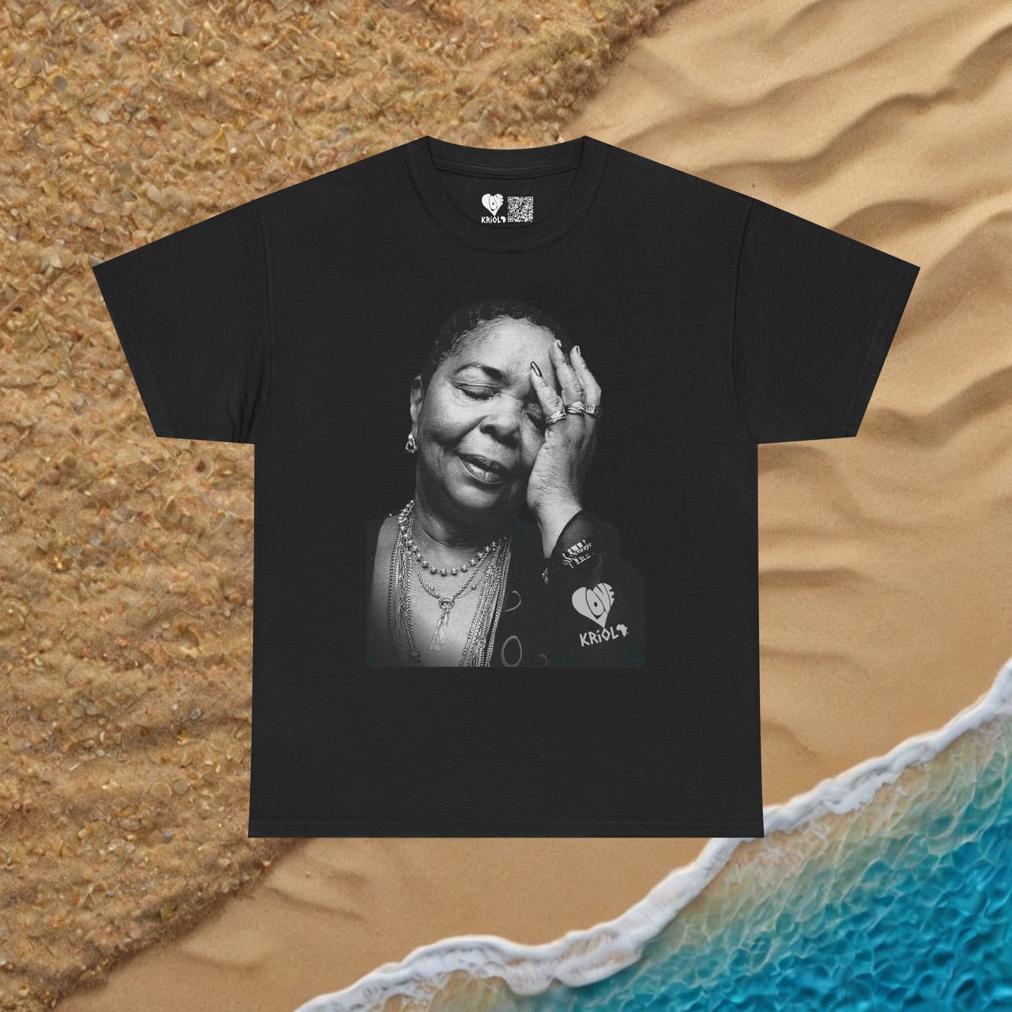 Cesaria Evora B&W simple T-shirt